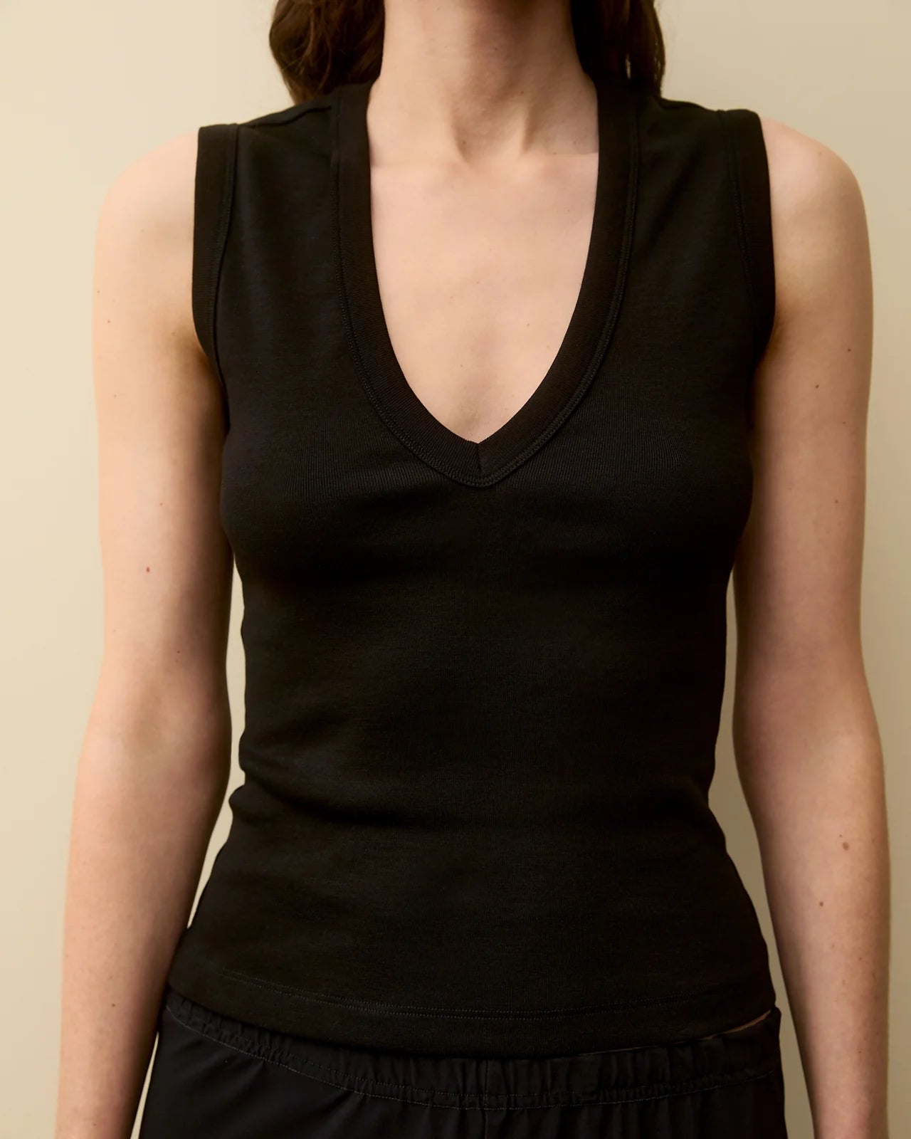Dewi Tank Black