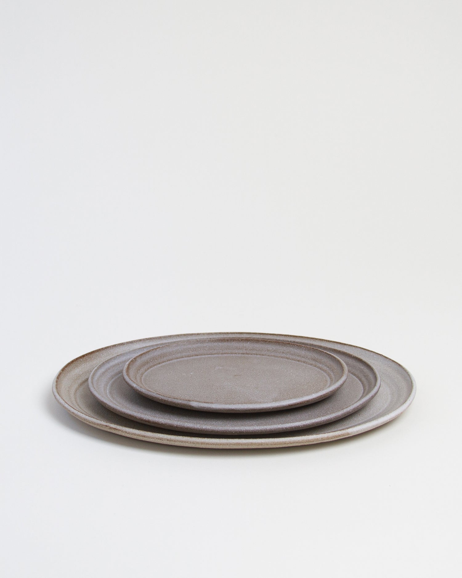 Efe Oval M