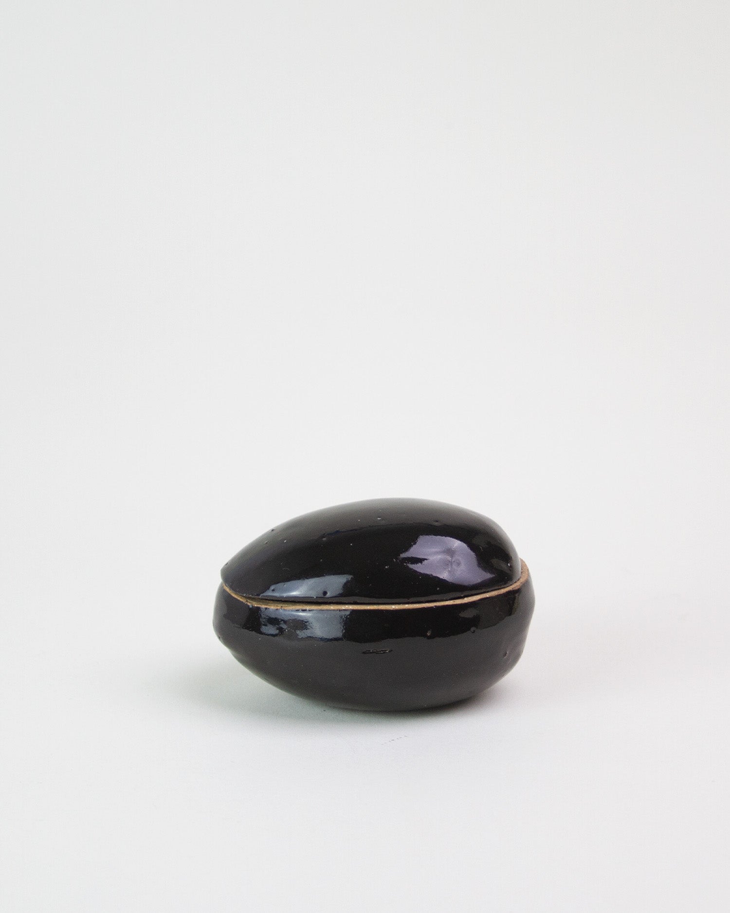 Egg Box M 02