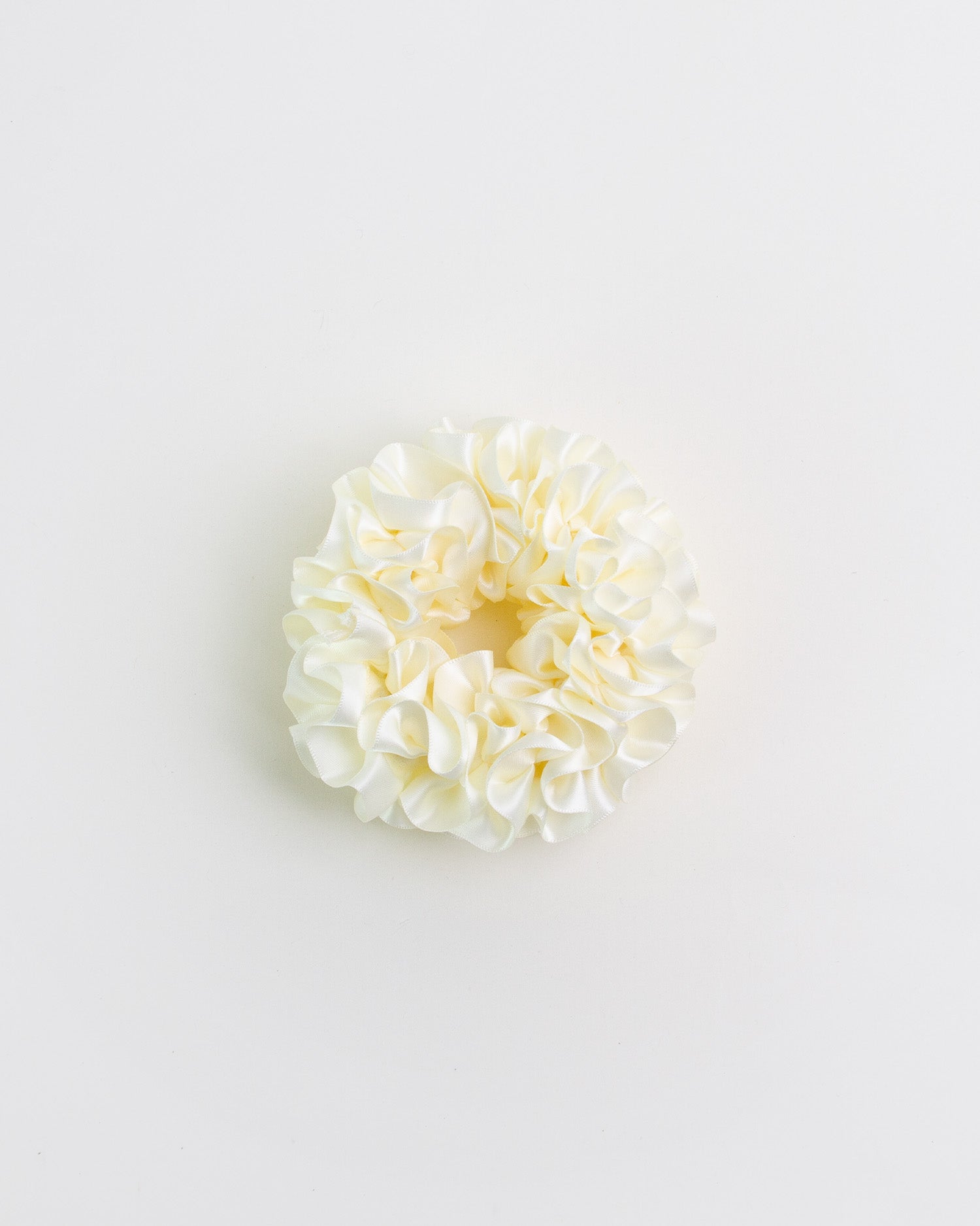 Carnation Scrunchie Cream