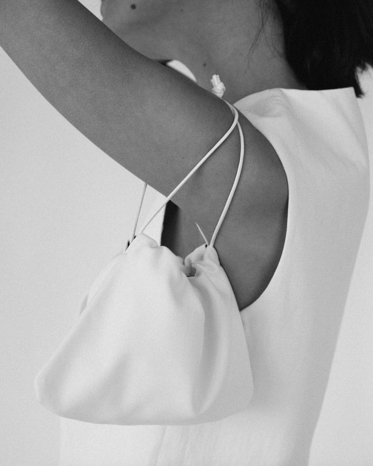 The Pouch Bianco