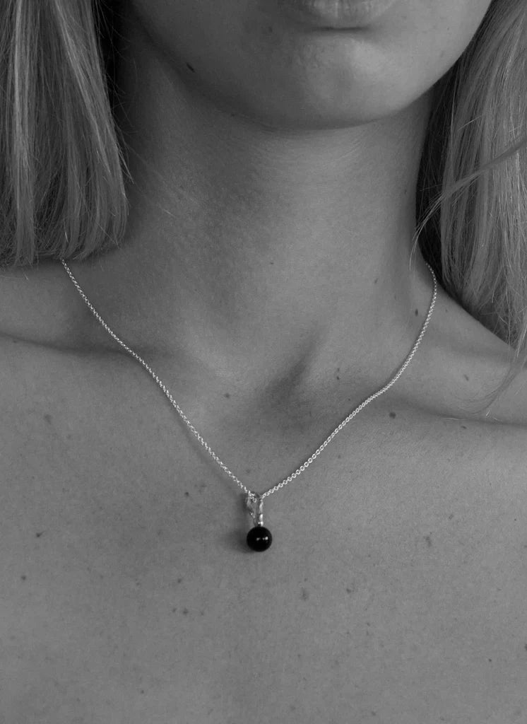 Loop Necklace