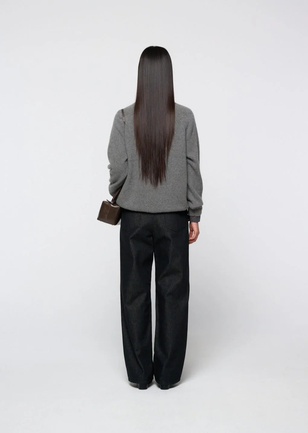 Racoon V-Neck Knit Grey