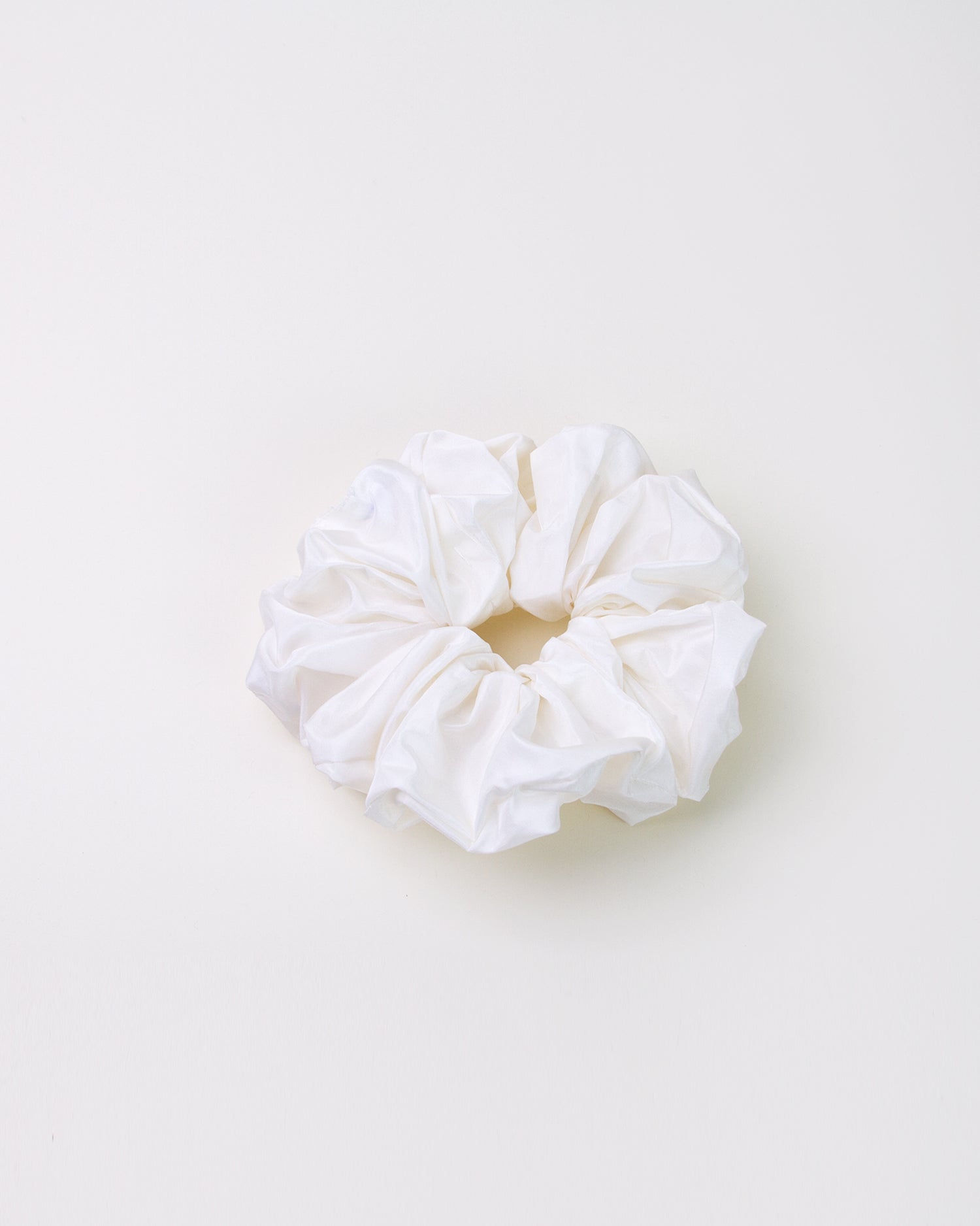 Oversized Scrunchie White