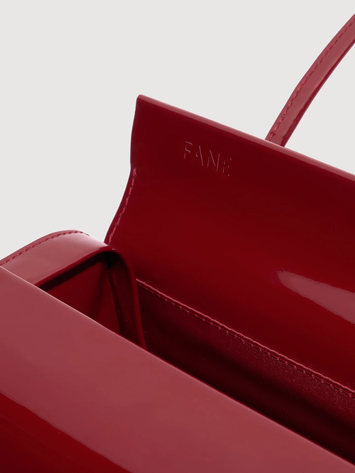 Mie Lipstick Patent