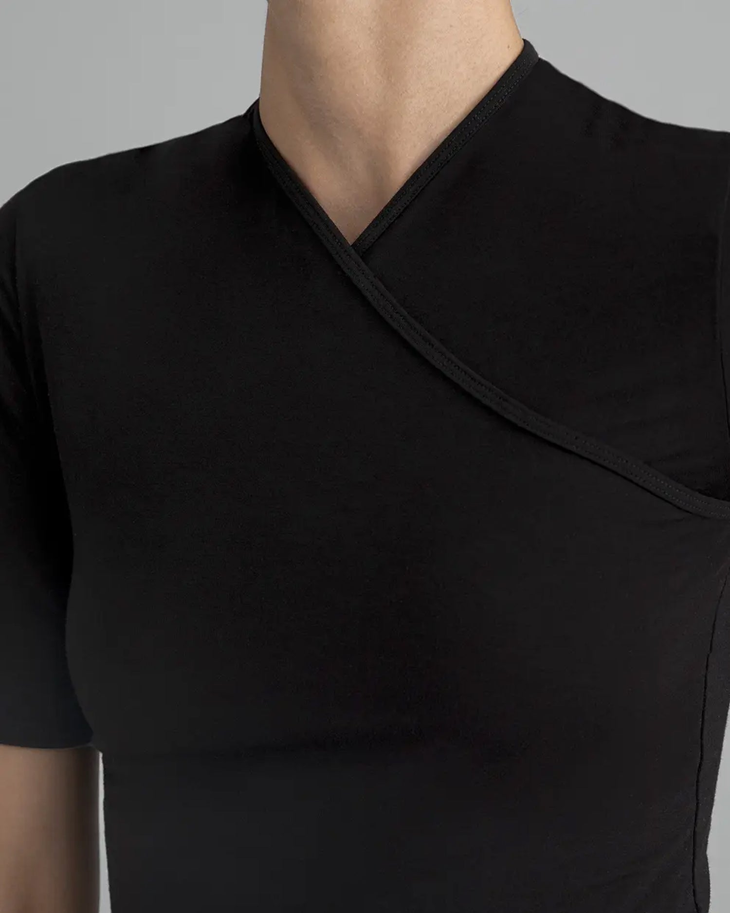 Recline French Sleeve Black