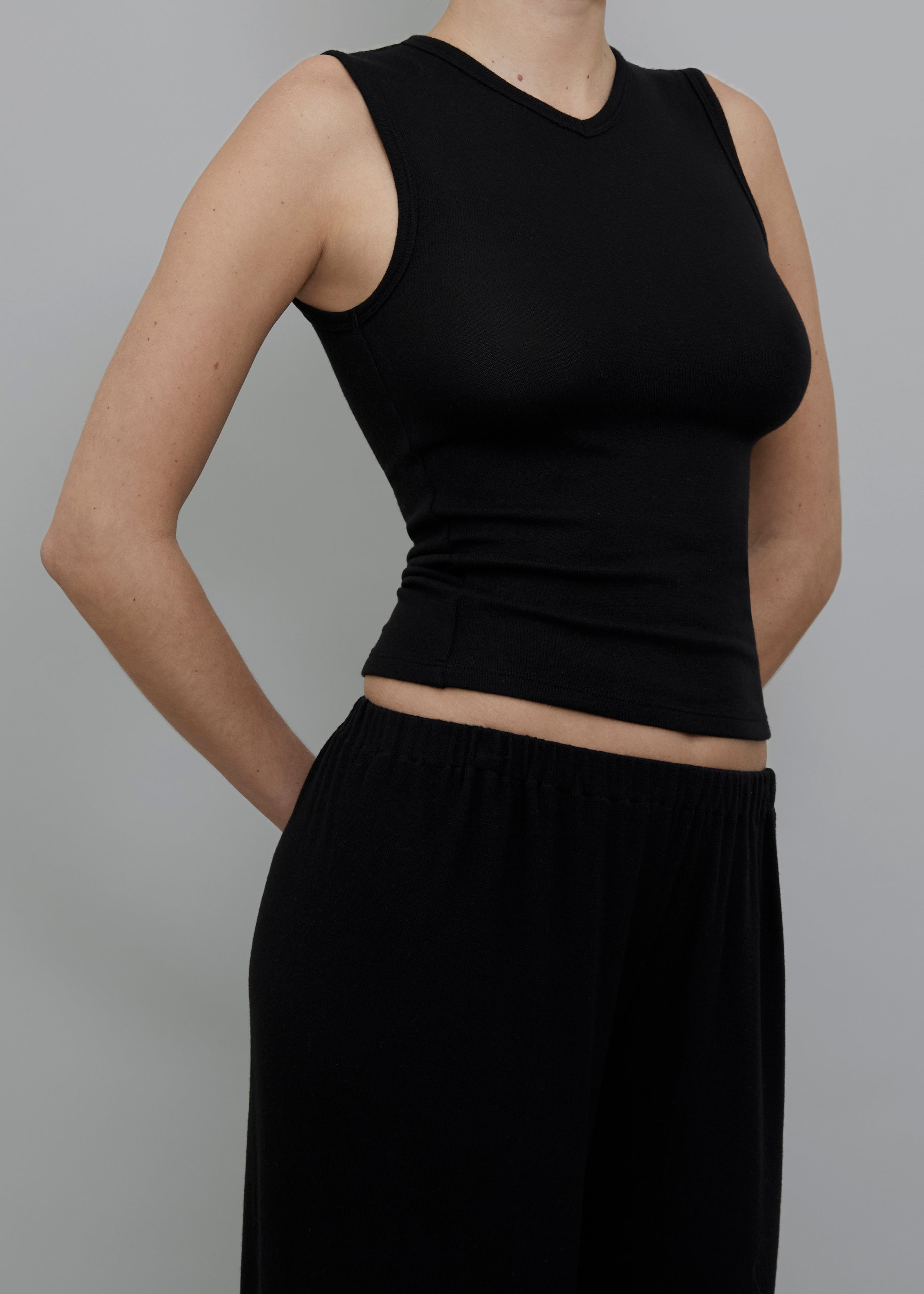 Vest Black Hacci