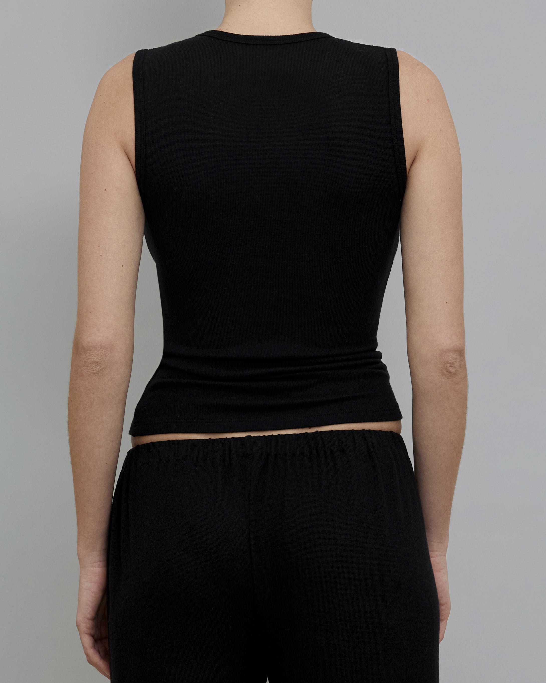Vest Black Hacci