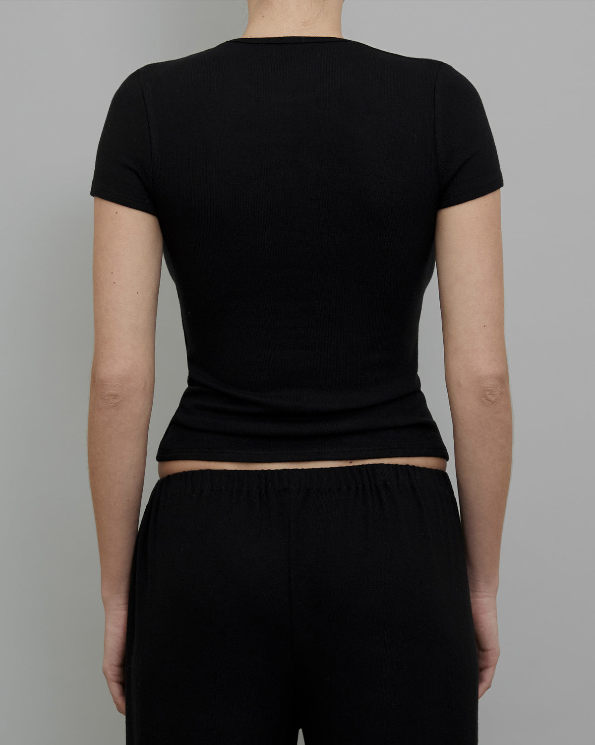 Baby Tee Black Hachi
