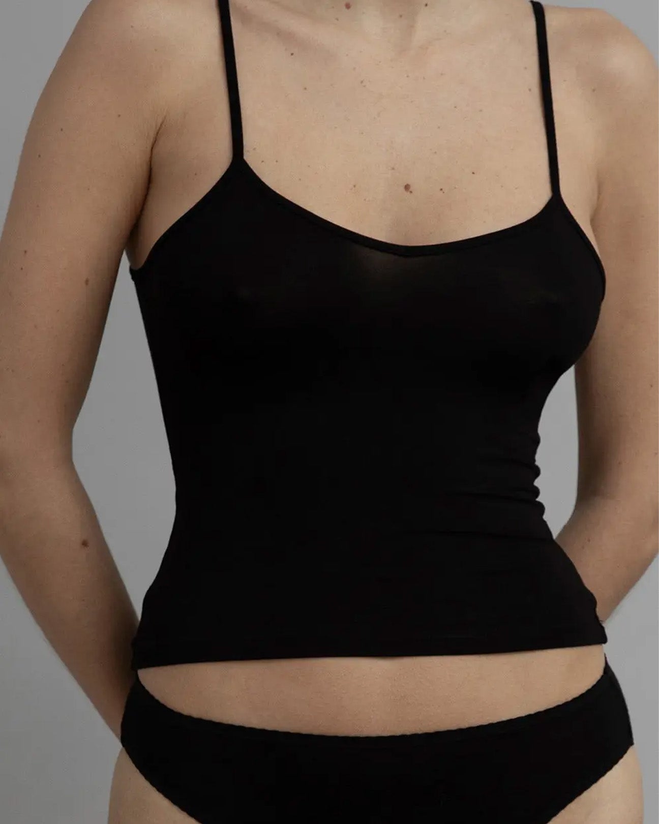 Recline Cami Black