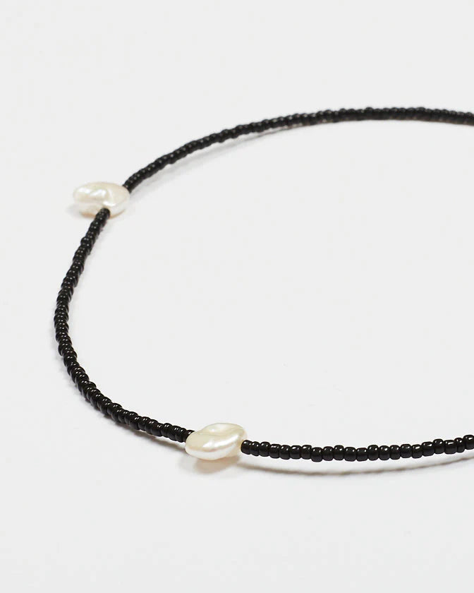 Shoom Necklace Black