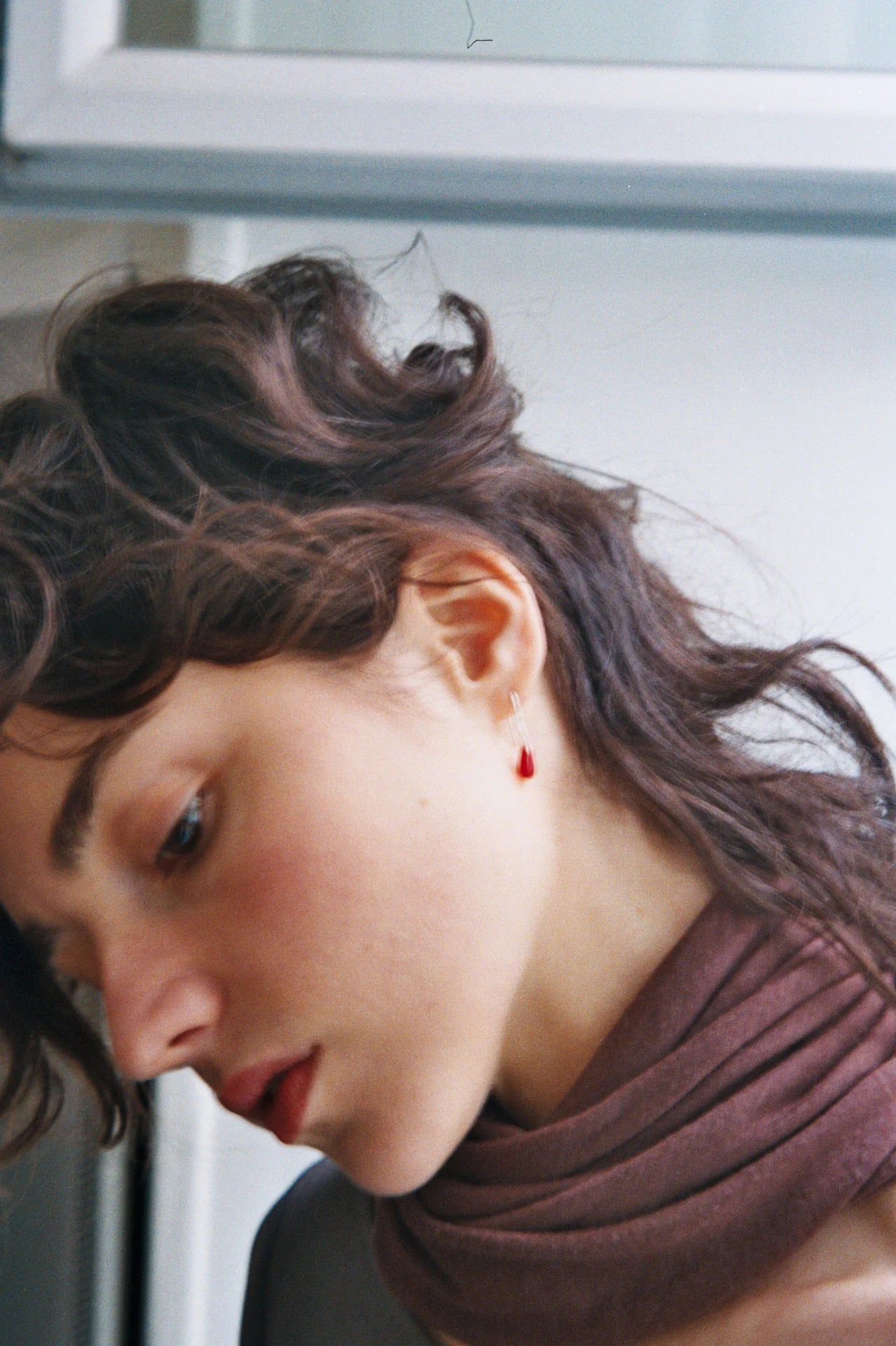 Gota Pico Earrings Red