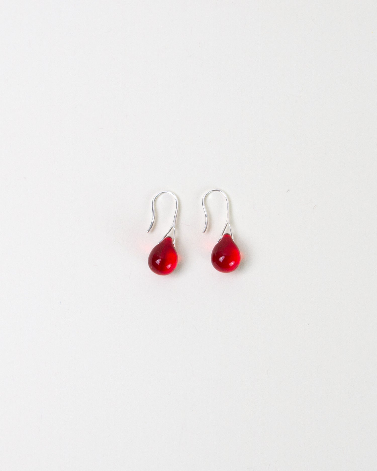 Gota Mini Earrings Red