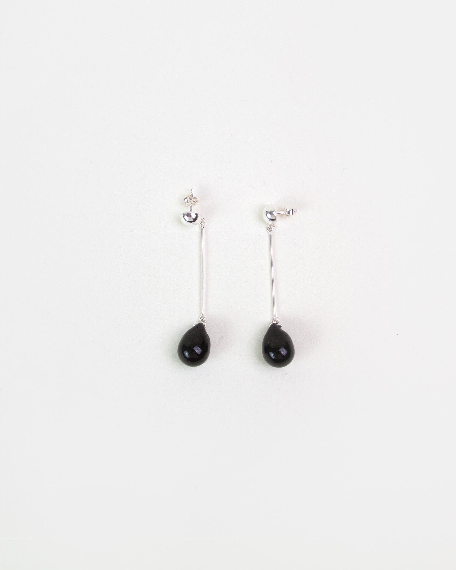 Gota Long Earrings Black