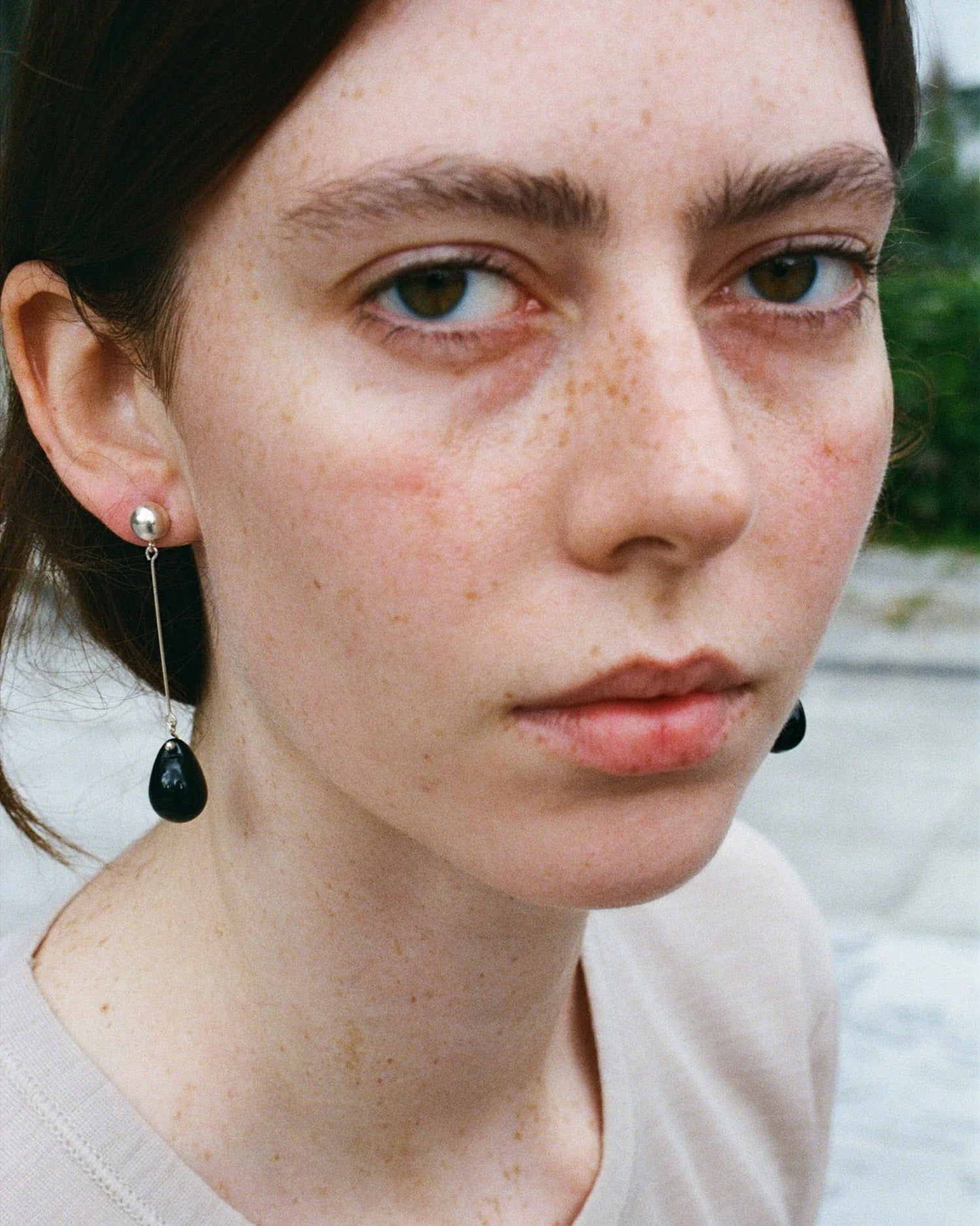 Gota Long Earrings Black