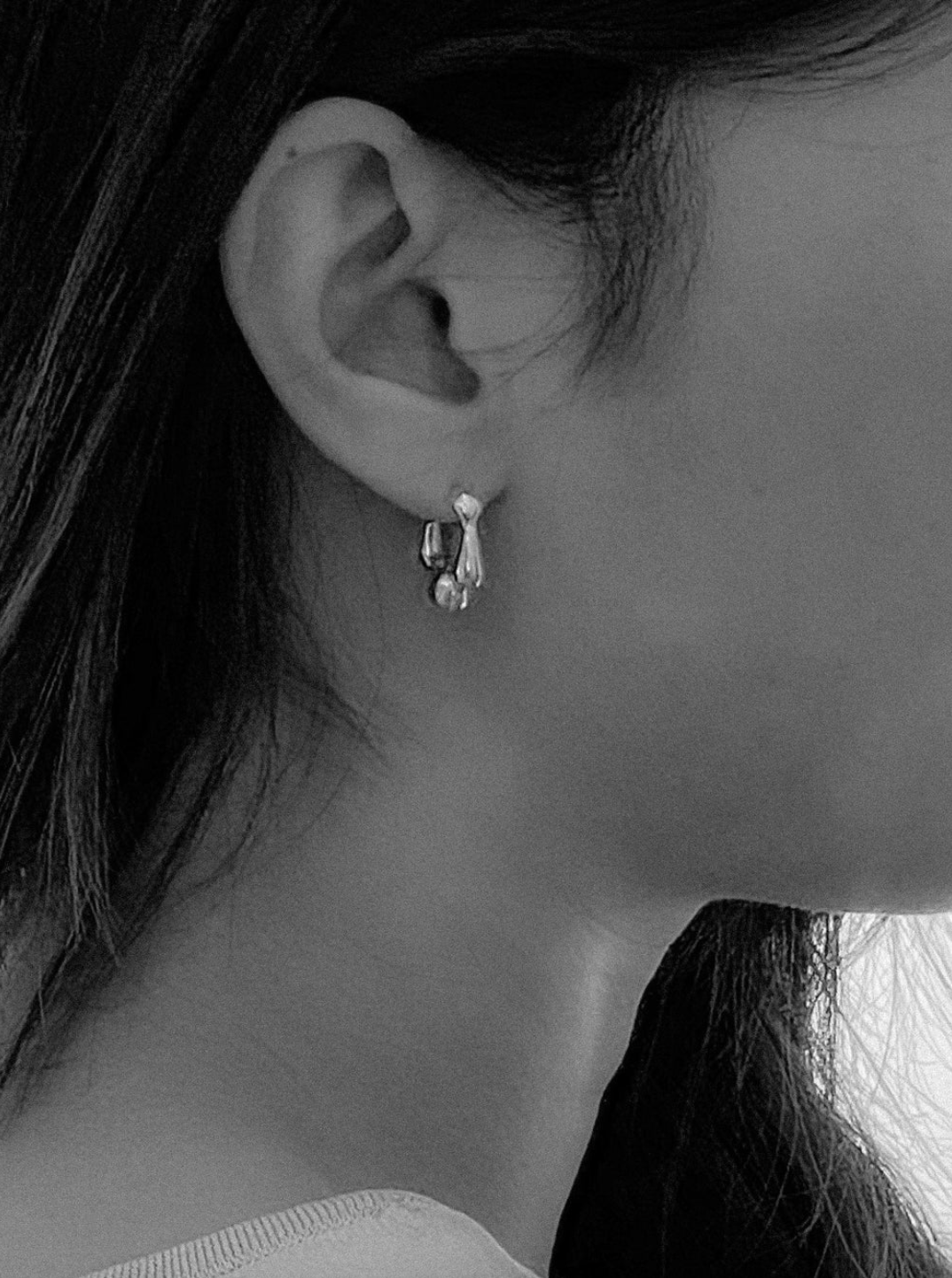Arum Earrings