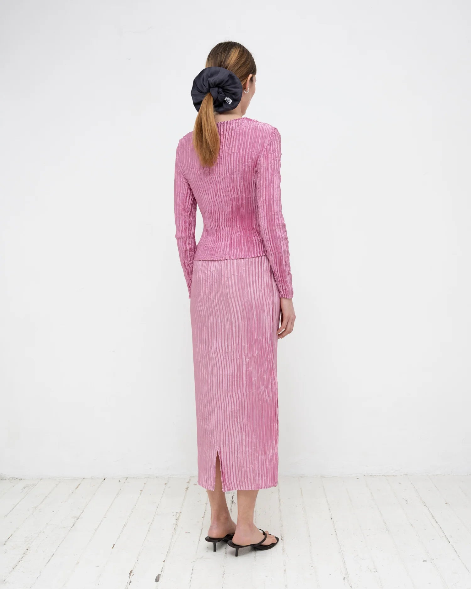 Plissé Satin Silk Long Sleeve Grey-Pink